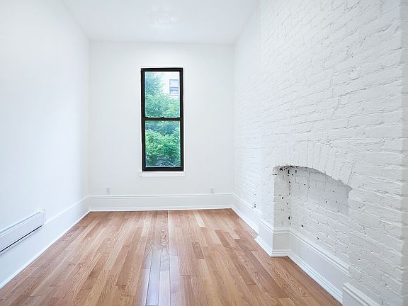 3rd image of 102 W 137th St APT 3A