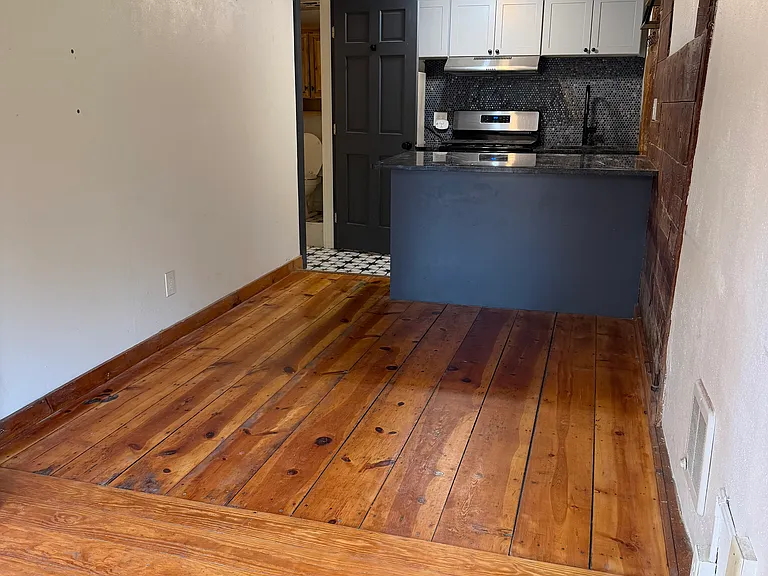 338 Libertyville Rd #2 — Photo 4