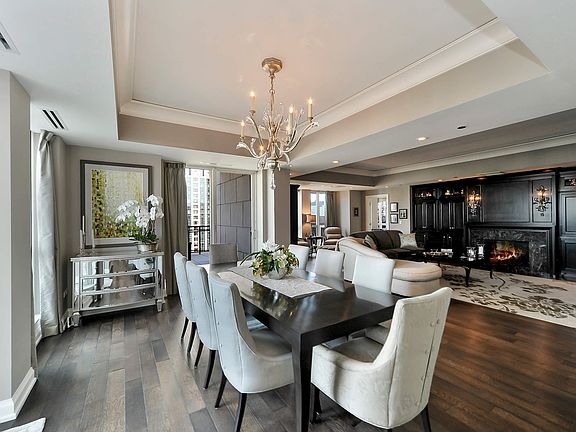 Living Room / Dining Room