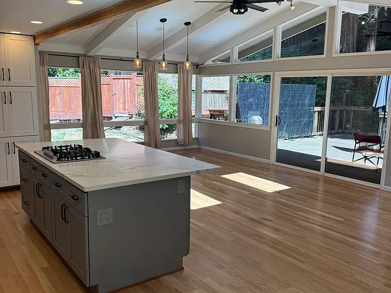 238 Campus Dr — Photo 14