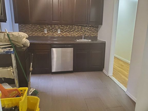 3rd image of 284 Eastern Pkwy #22