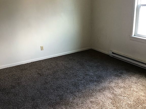 4th image of 505 S Mechanic St #A