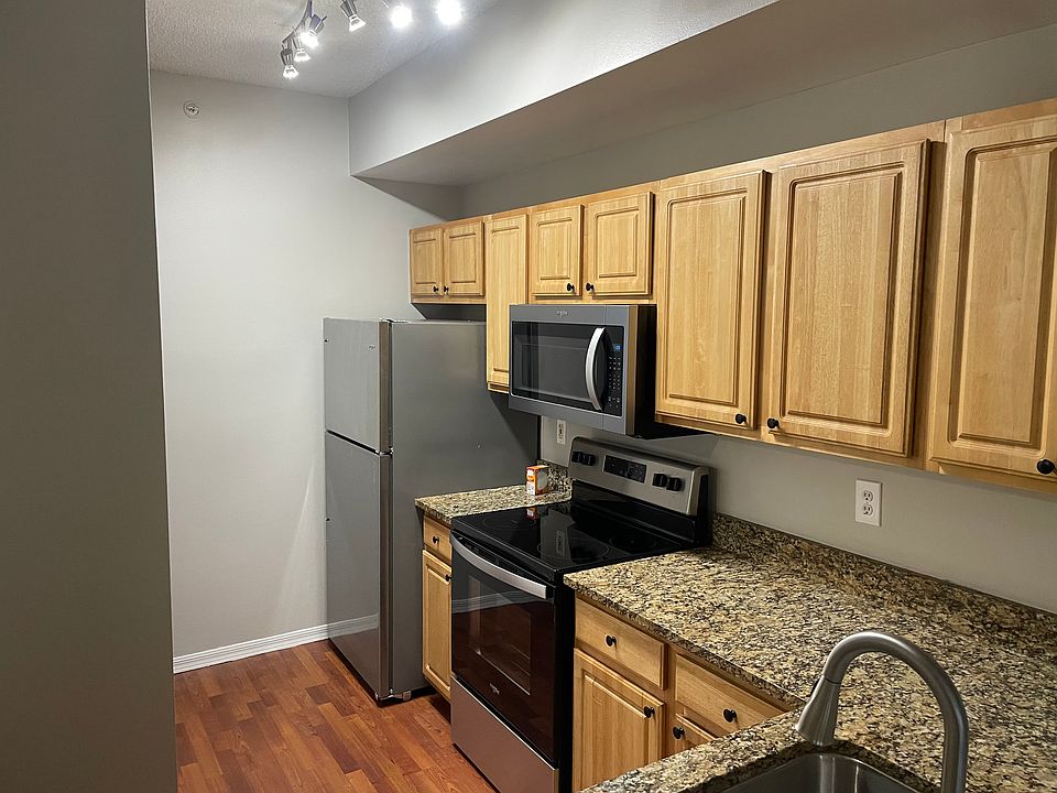 1st image of 5721 Bentgrass Dr Unit 206