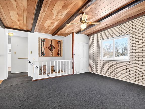 3rd image of 3604 Rosebriar Ave