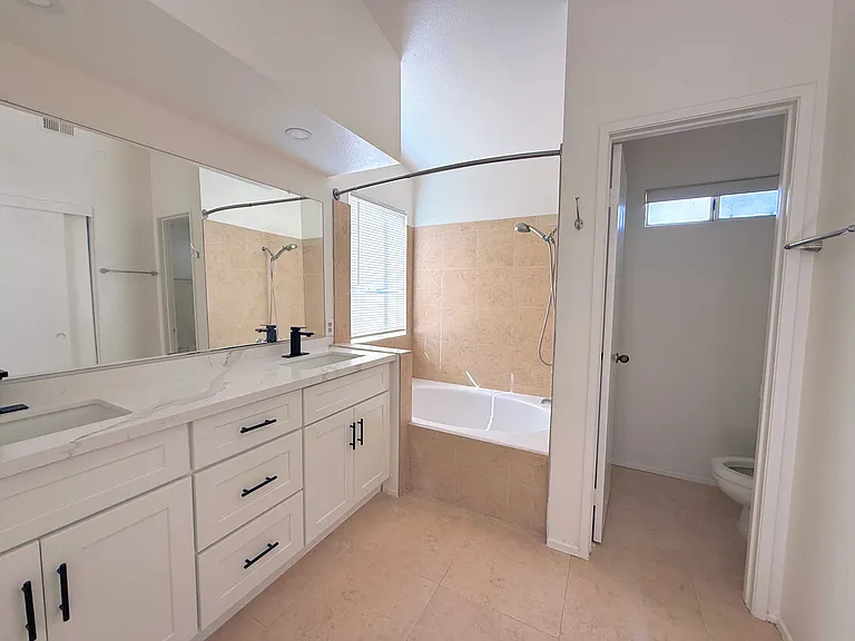 781 La Loma Ln — Photo 12