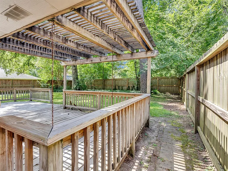 2030 Lone Rock Dr — Photo 40