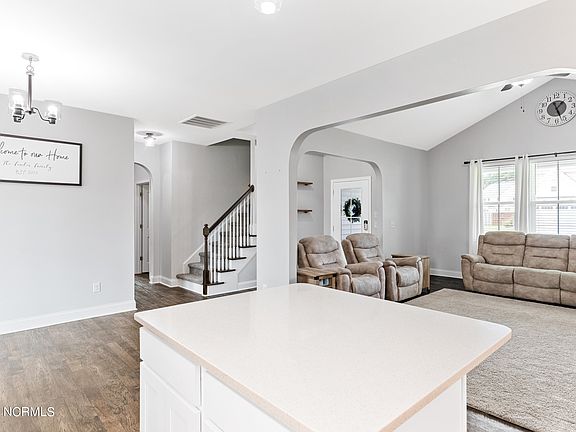 2nd image of 5606 Connifer Ct
