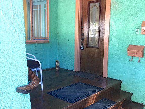 2nd image of 403 E Belmar St