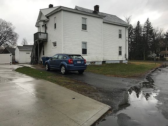4th image of 40 North Blvd
