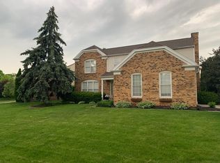 45010 Lightsway Dr, Novi, MI 48375