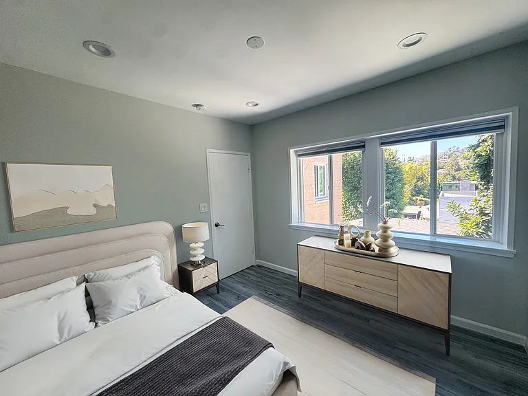 6318 Primrose Ave — Photo 13