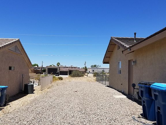 4th image of 1767 Beavertail Dr