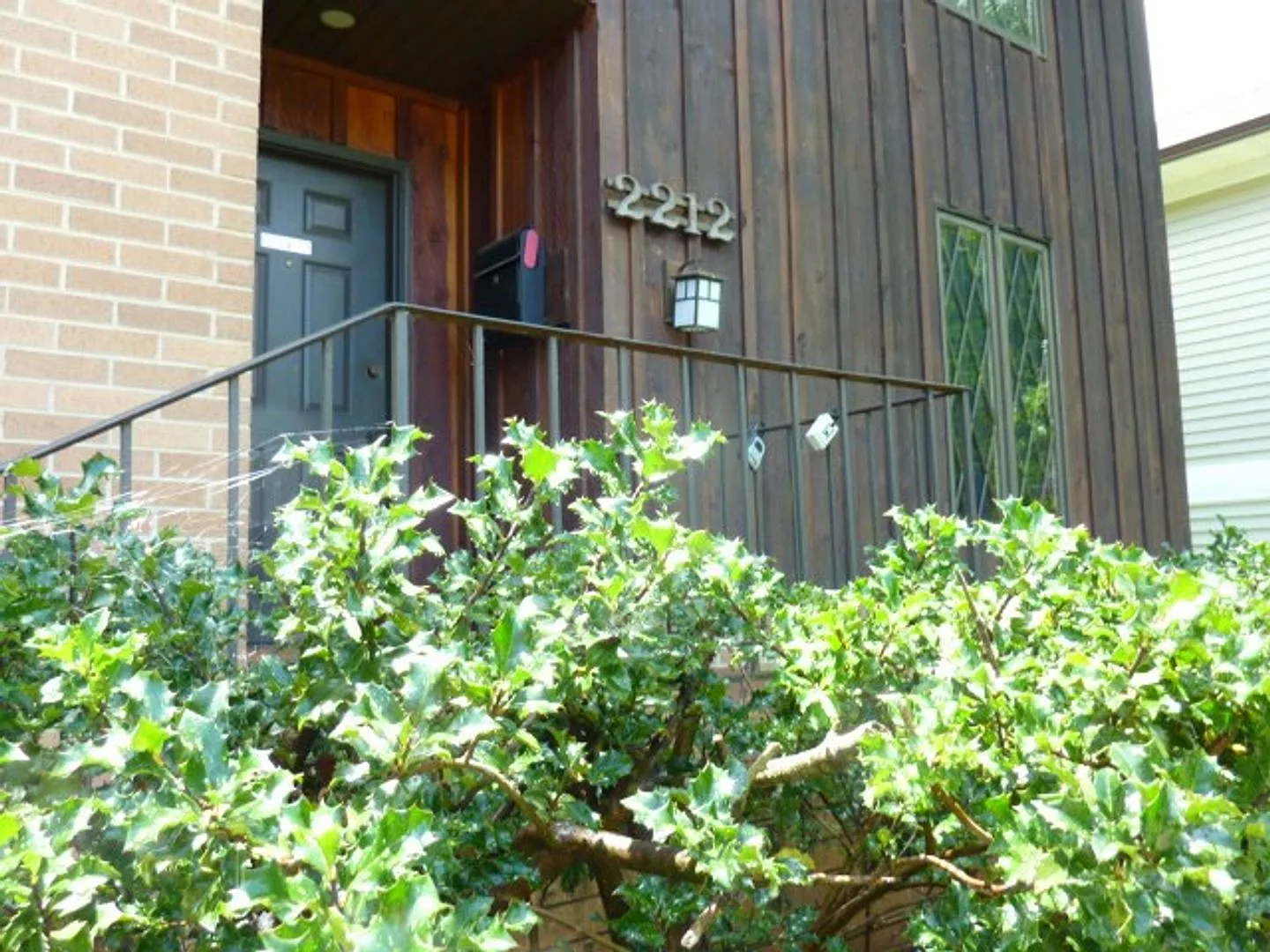 Waitlist for Aug2027Jul2028 Now Open! | 7BR / 5.5BA Home in Fort Sanders | Walk to UTK — Photo 2