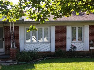 411 Greenler Rd, Defiance, OH 43512