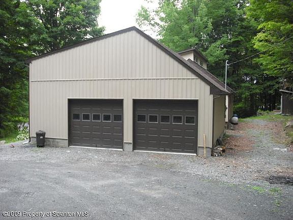 2nd image of 164B S Chipmunk Ln