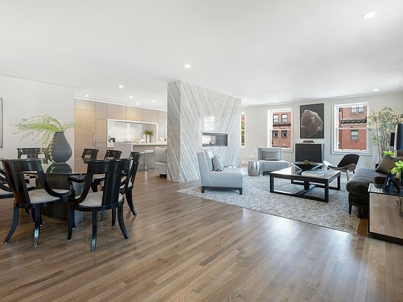 2nd image of 401 Beacon St APT 3