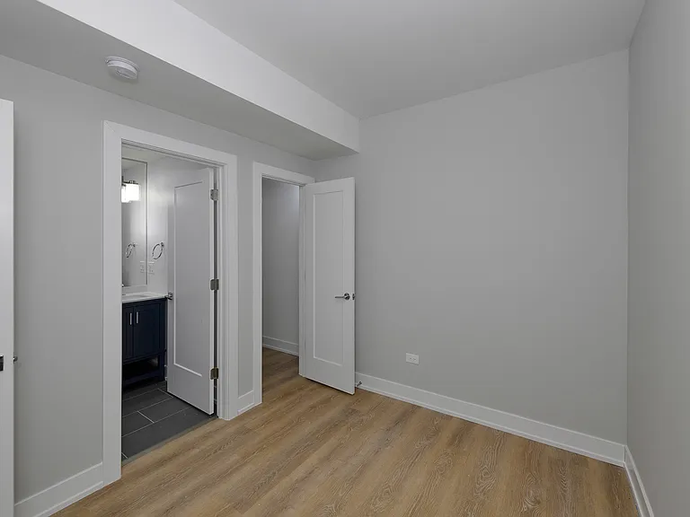 2158 W 18th St #1 — Photo 16