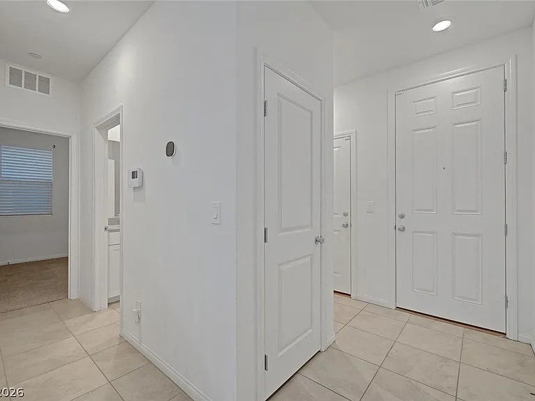 8454 Vacarez Dr — Photo 22