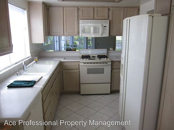 3rd image of 740 S Tourmaline Ct