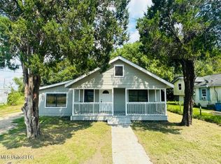 4924 Dr Ld Chapman St, Moss Point, MS 39563