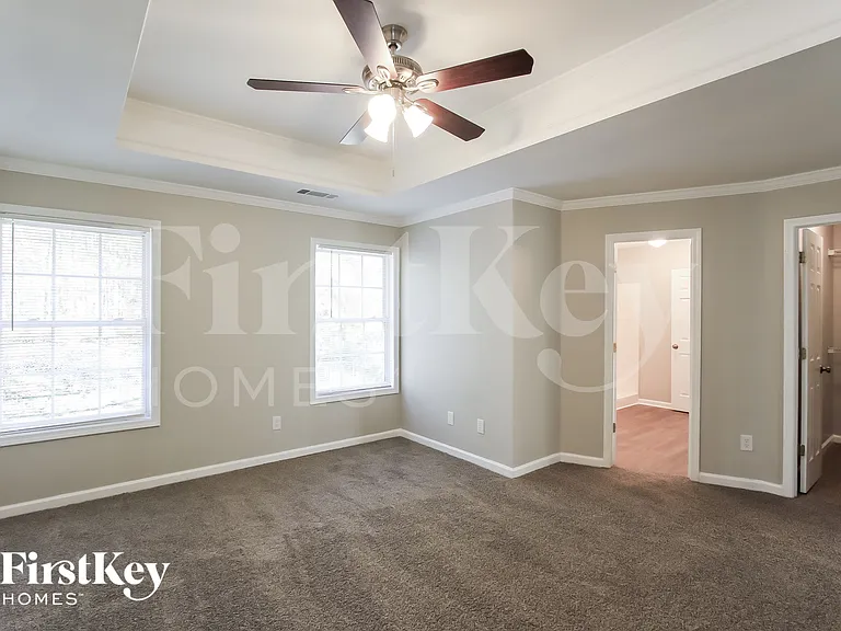 229 Springbrook Ct — Photo 10
