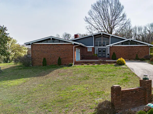 192 Rock Castle Rd, Gilbertsville, KY 42044