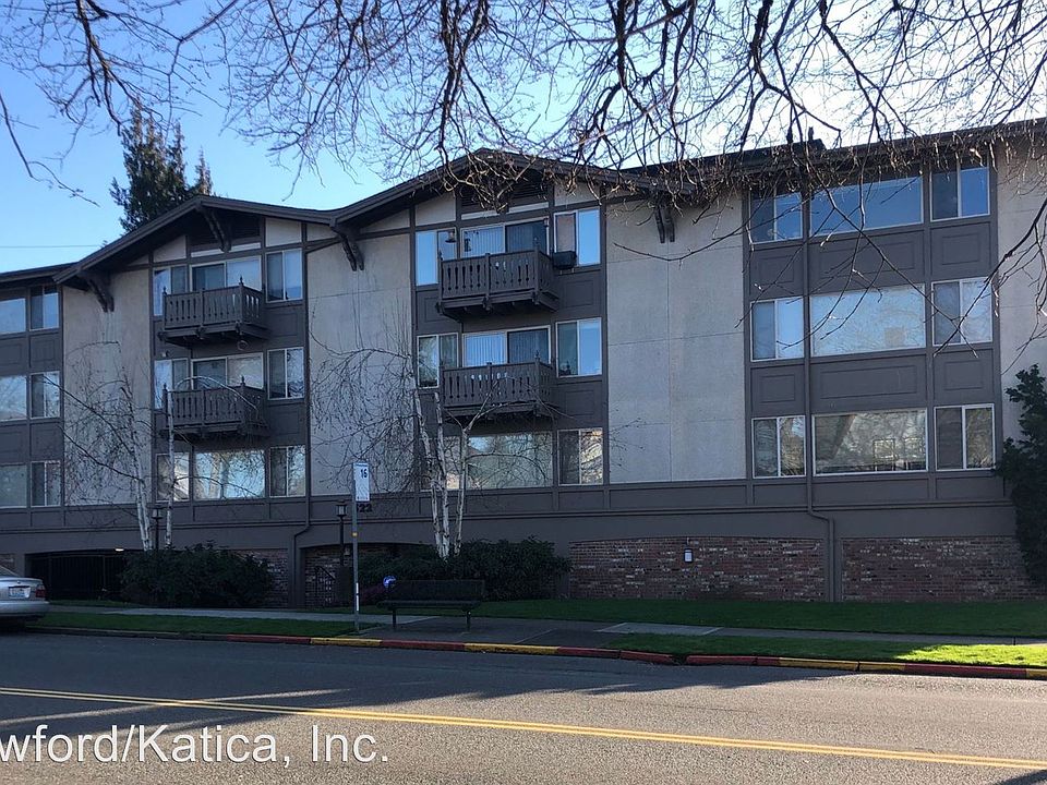 1st image of 522 N I St APT 208
