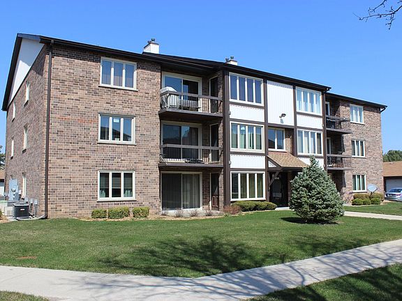 5th image of 4940 Circle Ct APT 602