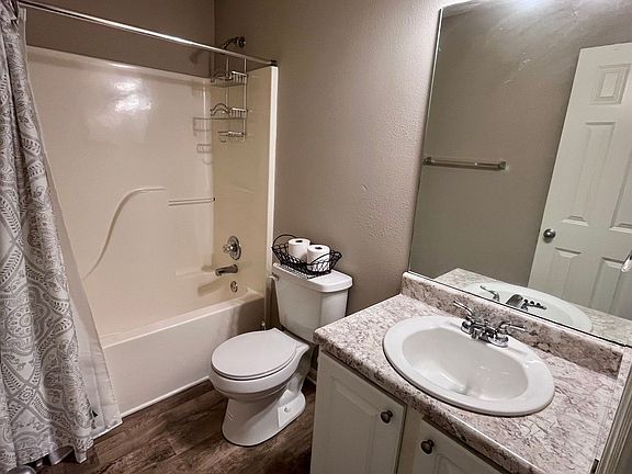5th image of 131 Sandy Hollow Dr NW