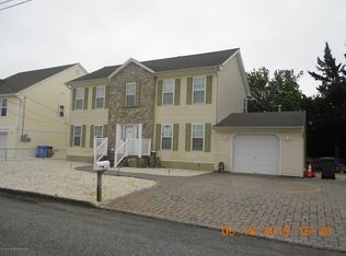 87 Gregg Dr, Manahawkin, NJ 08050