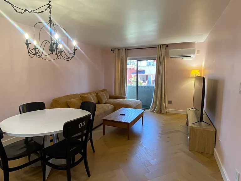 1351 N Orange Dr #106 — Photo 11