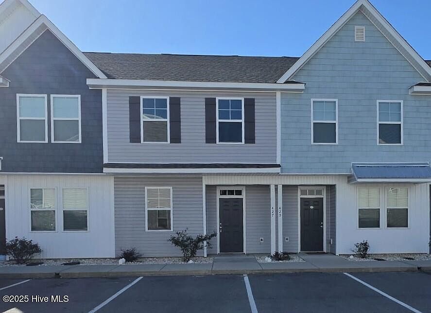 1st image of 427 Sunfish Lane