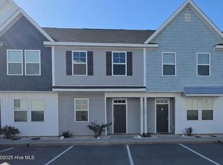 427 Sunfish Lane, Sneads Ferry, NC 28460