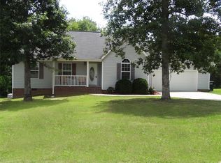 249 Auburn Dr, La Fayette, GA 30728