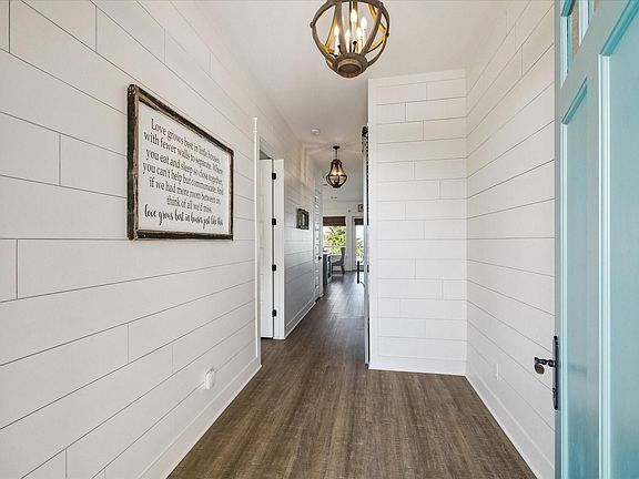 3rd image of 1534 Windsong Way