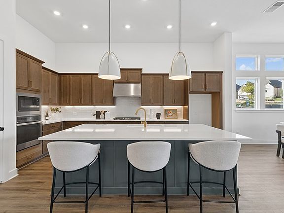 The Beeville - Kitchen