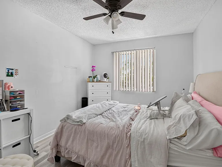 5314 Sapphire Valley — Photo 45
