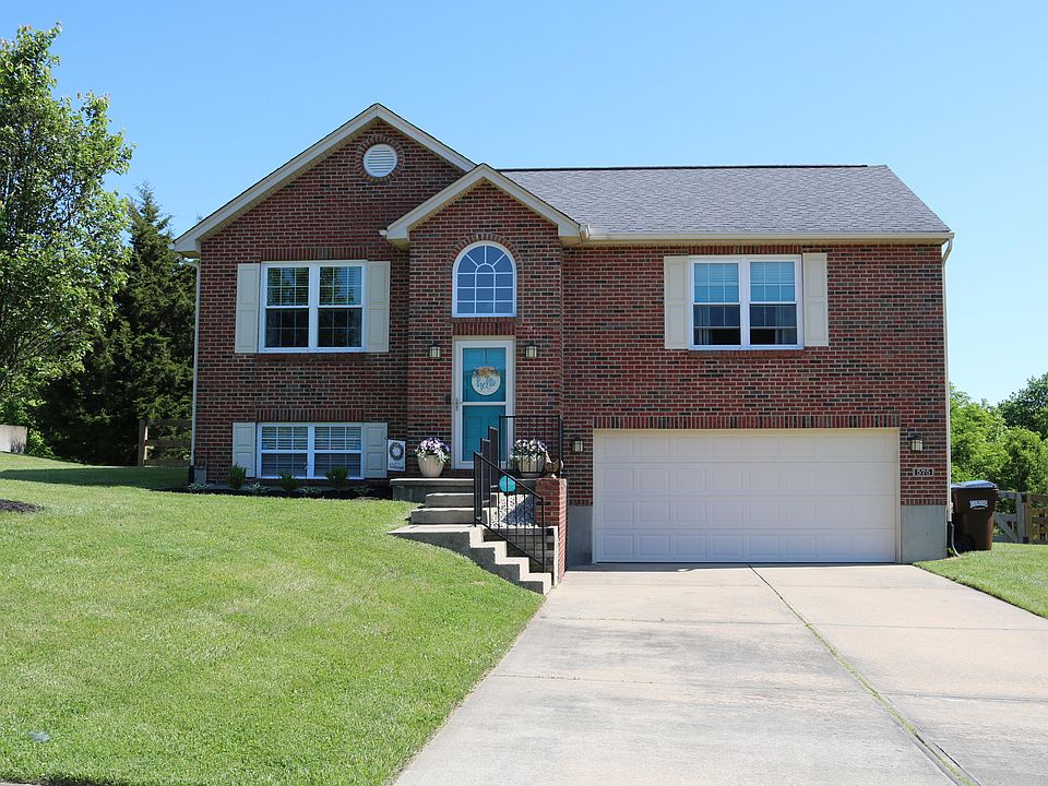 1st image of 575 Rosebud Cir