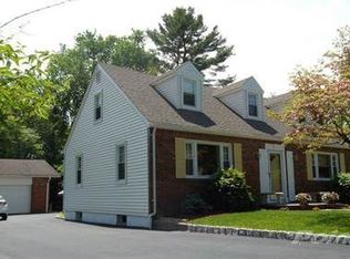 446 Parish Dr, Wayne, NJ 07470