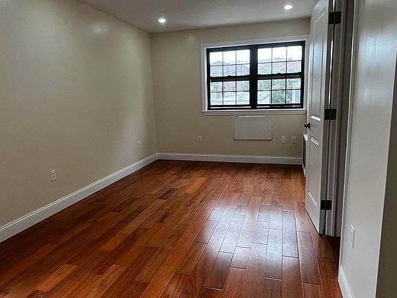 5th image of 32-48 42nd St #3F