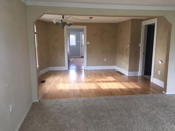 5th image of 4406 N 24th St