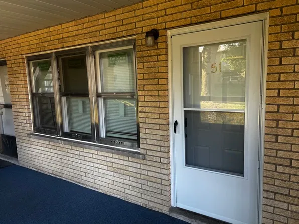 8831 Schneider Ave Unit 51, Highland, IN 46322