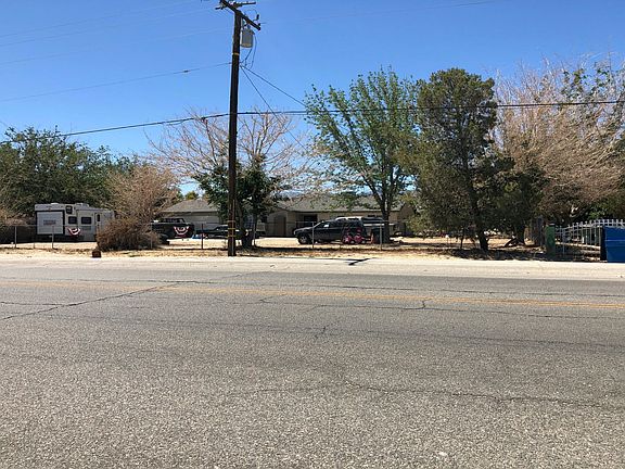 2nd image of 9832 Avenue