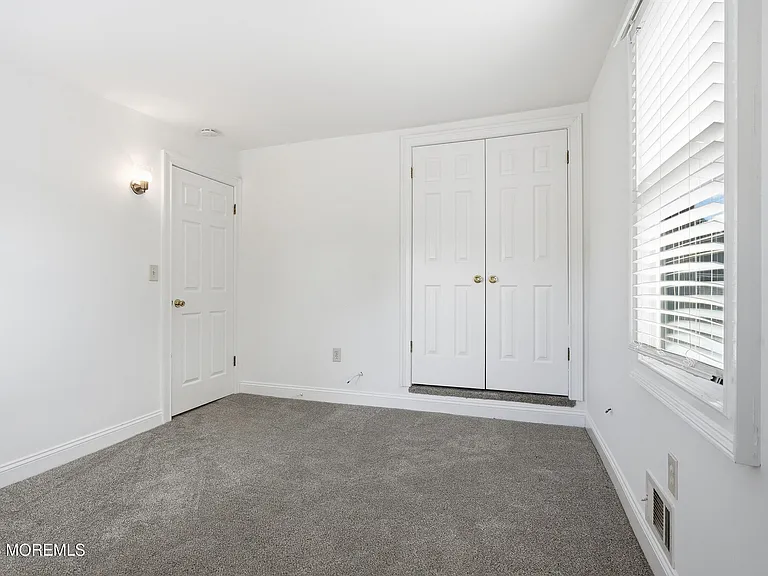 69 Linden Pl — Photo 27