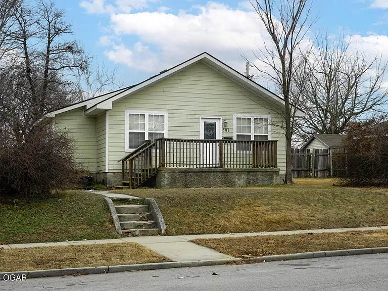 3117 S Wall Ave — Photo 1