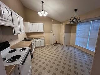 2nd image of 17407 Ranch Country Rd