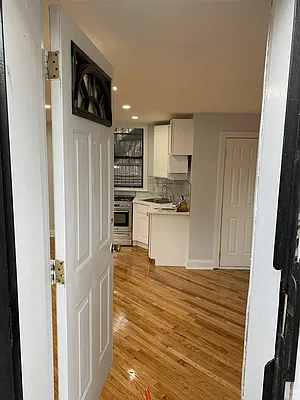 Rented by BLS Realty | media 16