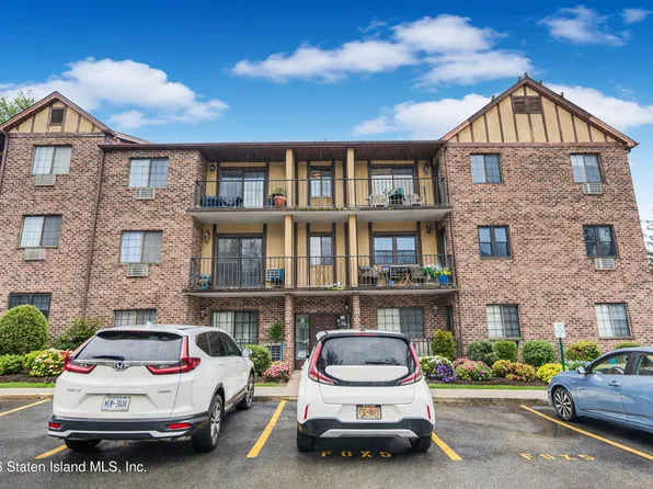 50 Donna Ct APT 5, Staten Island, NY 10314
