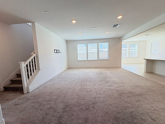 4th image of 3016 Summerscape Dr