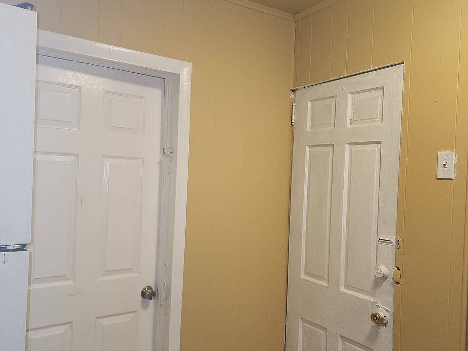1st image of 93 W 20th St Floor 2